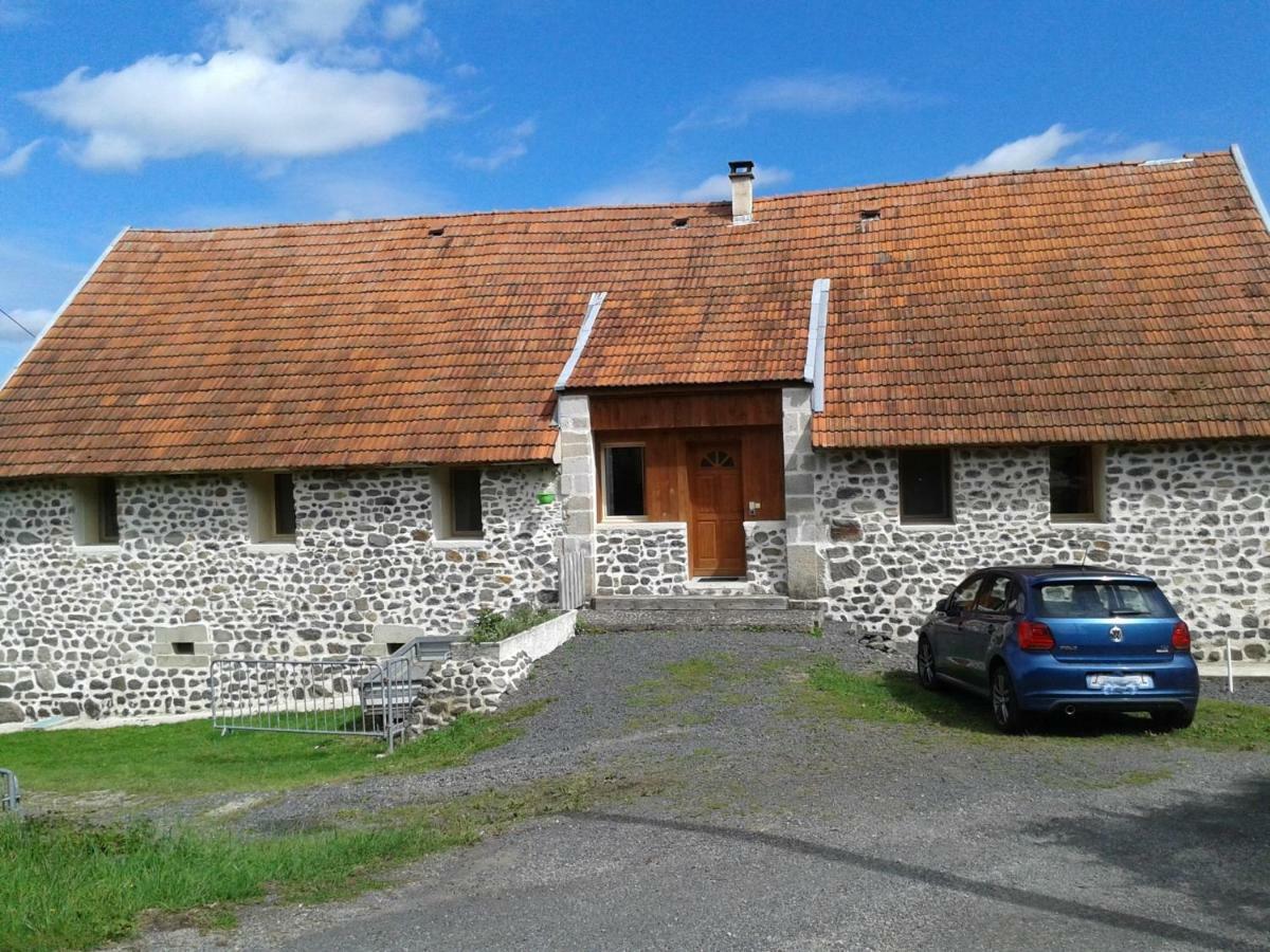Le Bon Air Est Dans Le Pre Apartment Champagnac  Exterior photo
